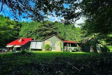 ツーリストアパートメント The Suite Forest Fukuoka Dazaifu  Tobari  1日1組限定の貸別荘 大型犬ペット可