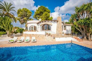 דירות לתיירים Casa Hania