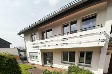 游客公寓 Gierske Wohnung