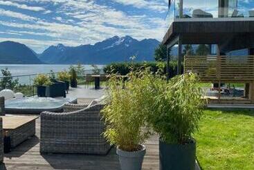 شقق خاصة سياحية Modern Fjordview Funkis Only Steps From The Sea