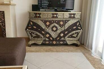 ツーリストアパートメント Superbe Villa Avec Piscine Privée