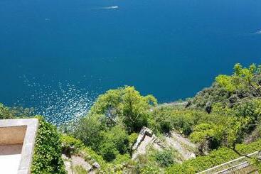 דירות לתיירים Casa Manuela Pieve Antica By Garda Domus Mea