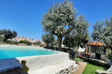 ツーリストアパートメント Casa Pitacas