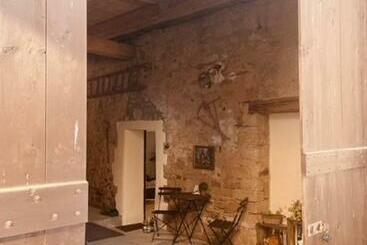 דירות לתיירים Ferienwohnung Zu Den Weinbergen