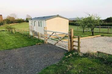 游客公寓 Plum Tree Lodge Set In 2 Acres Of Private Land