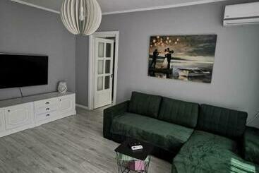 ツーリストアパートメント Apartament Centru Baia Mare