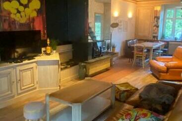 דירות לתיירים La Mariefacture   Comme à La Guinguette !