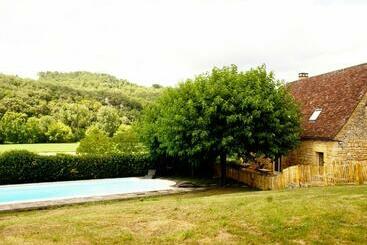 游客公寓 Périgourdine Entre Lascaux Et Sarlat