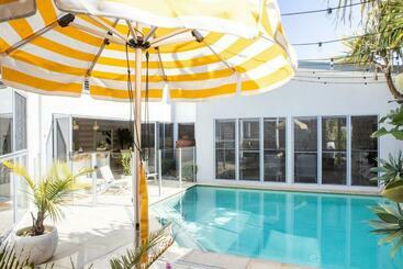 דירות לתיירים Bahama Breeze