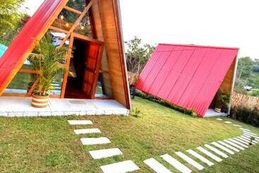 ツーリストアパートメント Cabañas Alpina