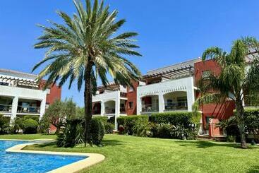דירות לתיירים Casa Vinas   Tranquil Ground Floor Apartment, Denia