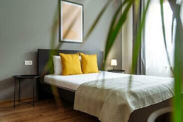 شقق خاصة سياحية Downtown Friendly Studio