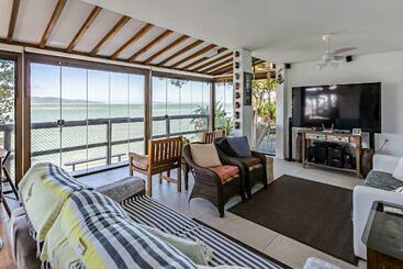ツーリストアパートメント Exclusiva Casa Com Acesso Ao Mar E Jacuzzi #pac01