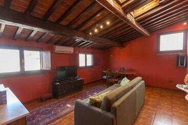 관광객 아파트 Attico Panoramico Nel Cuore Di Pietrasanta