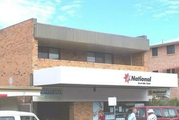 ツーリストアパートメント Baywatch   Bring Your Own Linen