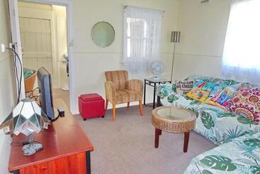 דירות לתיירים Bundi Hat Head   Bring Your Own Linen