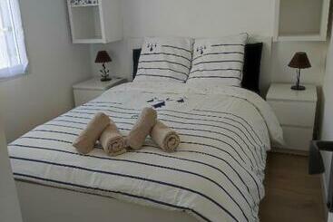 Жильё для туристов Maison Proche Du Centre Ville