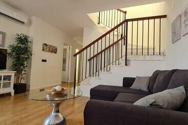 ツーリストアパートメント Mirador De Luciana