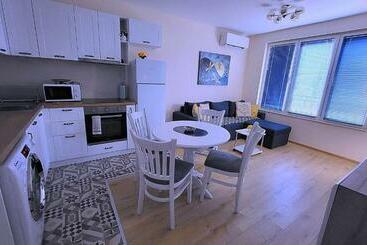 游客公寓 Nicky Holiday Flat