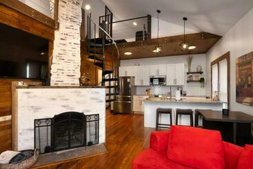 דירות לתיירים The Sunset Cottage By Ark   Lovely 3 Bedroom Home