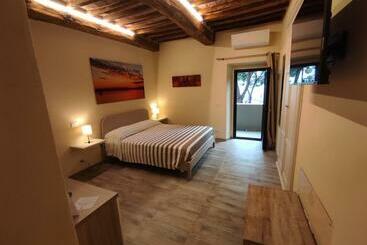 Жильё для туристов The View   Sunset & Relax   Suite   Appartamenti Vista Lago