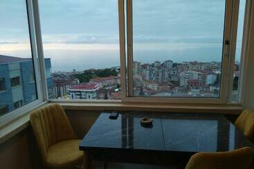 Жильё для туристов Blue Apartment Air Cond