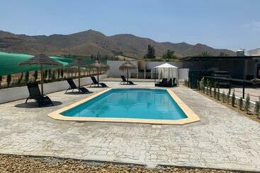 ツーリストアパートメント Casa Retamica