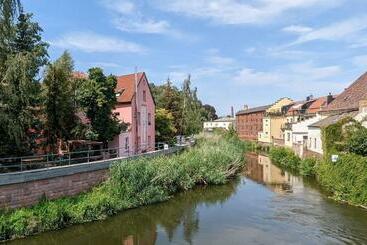 ツーリストアパートメント Ferienwohnung Kaminfeuer