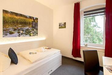 تختخواب و صبحانه Kartoffelgasthaus & Pension Knidle