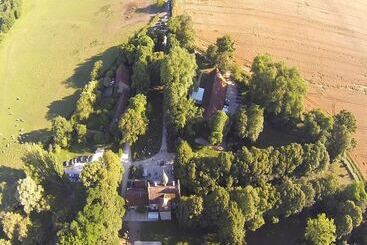 בית מלון כפרי Château   Hôtel Le Sallay