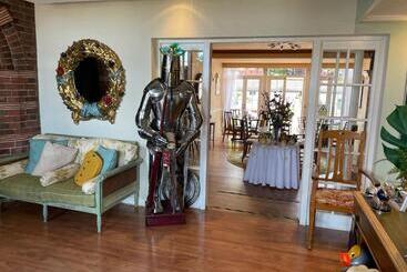 فندق Knights Court