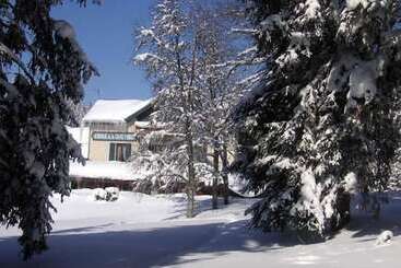 호텔 Auberge De La Croix Perrin