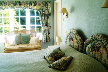 Отель The Old Vicarage