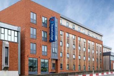 ホテル Travelodge High Wycombe Central