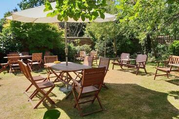 هتل Victoria Park Lodge