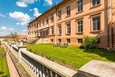 Schlosshotel Rühstädt Garni   Natur & Erholung An Der Elbe