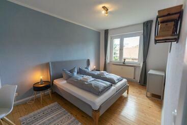 דירות לתיירים Rr   Central Apartment 80qm   Balcony   Washer