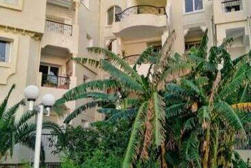 Жильё для туристов Eline Apartment