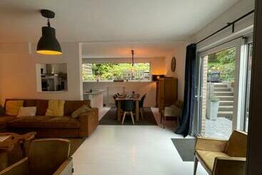 דירות לתיירים Grande Maison Cozy, Sud, 15 Min Spa Francorchamps