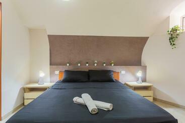 Жильё для туристов Just Music House Bnb