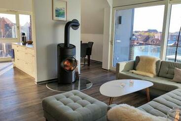 ツーリストアパートメント Pier 16 Mit Sauna & Meerblick   Exklusiv   Abc346 By Abcwismar