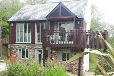 דירות לתיירים Sunningdale Lodge,st Mellion,cornwall Freegolf&spa