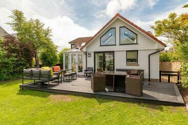 דירות לתיירים The Old Vinery