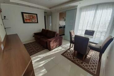 شقق خاصة سياحية Apartamento Inteiro Com Garagem Coberta Treviso