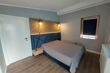 游客公寓 Lovely Apartment Ioana