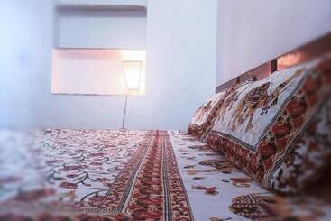 פנסיון Cocoon Auberge