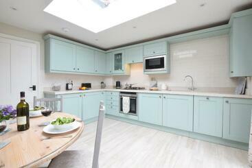 관광객 아파트 Sea Thrift Cottage, Aldeburgh