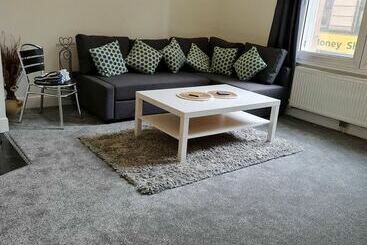 ツーリストアパートメント Sleek 2bd Flat Centrally Located In Glasgow