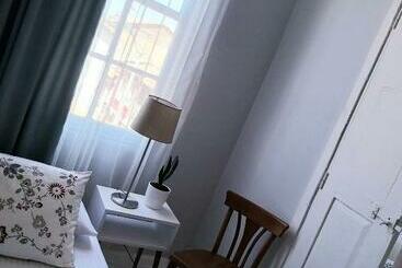 דירות לתיירים Ayvalık Merkezde Eski Taş Rumevi