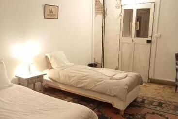 ベッドアンドブレックファースト Le Mas Palegry Chambres D Hôtes Perpignan